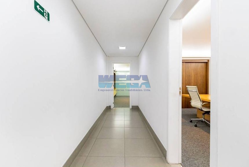 Sala/Conjunto Comercial à venda em Agua Verde, Curitiba — Outrasul Imobiliária