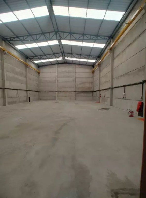 Barracão/Galpão para alugar em Boqueirao, Curitiba — Portal Chave Fácil