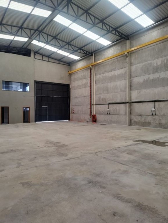 Barracão/Galpão para alugar em Boqueirao, Curitiba — Portal Chave Fácil