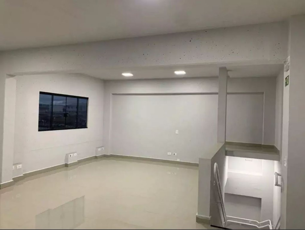 Barracão/Galpão para alugar em Boqueirao, Curitiba — Portal Chave Fácil