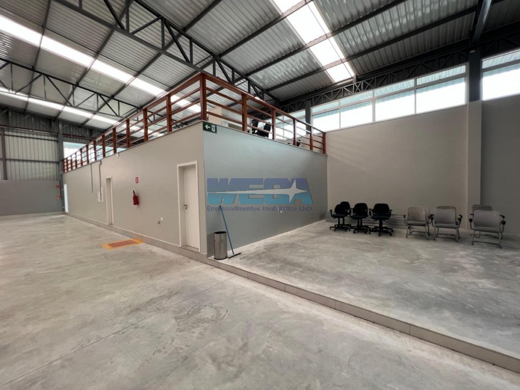 Galpão/Depósito/Armazém para alugar em Pinheirinho, Curitiba — Portal Chave Fácil