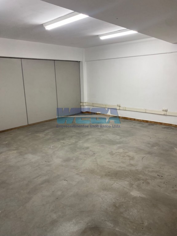 Barracão/Galpão para alugar em Uberaba, Curitiba — Portal Chave Fácil