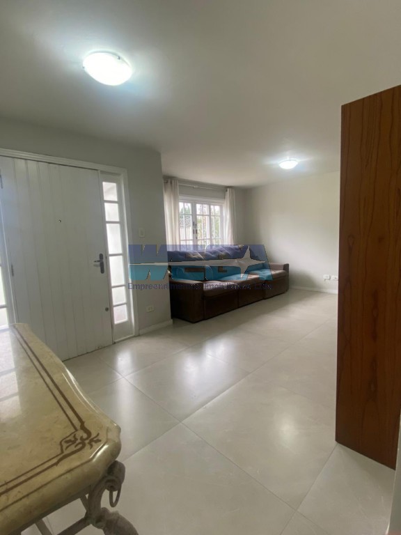 Casa para alugar em Guaira, Curitiba — Portal Chave Fácil