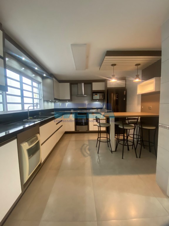 Casa para alugar em Guaira, Curitiba — Portal Chave Fácil