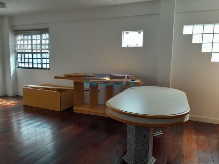 Sala/Conjunto Comercial para alugar em Batel, Curitiba — Portal Chave Fácil