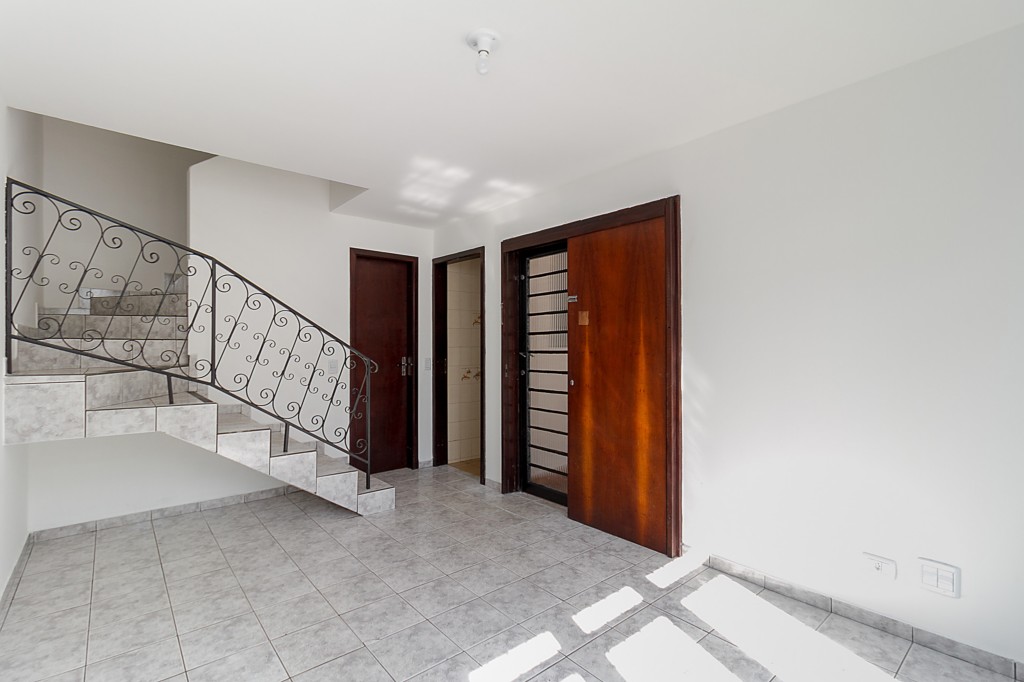 Sobrado para locacao no Parolin em Curitiba com 110,07m² por R$ 3.520,00
