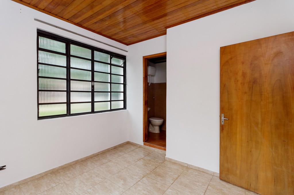 Apartamento para locacao no Merces em Curitiba com 35m² por R$ 1.650,00