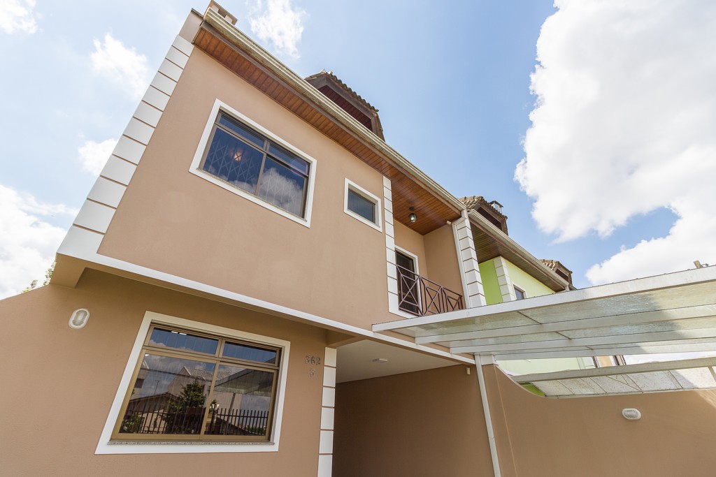 Sobrado para venda no Uberaba em Curitiba com 158,27m² por R$ 730.000,00