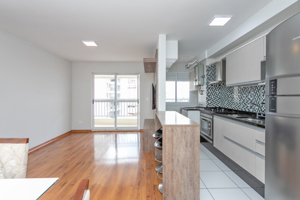 Apartamento para locacao no Novo Mundo em Curitiba com 126,61m² por R$ 3.630,00