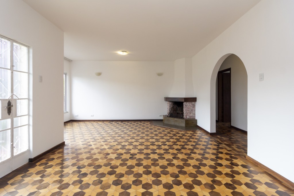 Casa Residencial para venda no Bom Retiro em Curitiba com 275m² por R$ 1.680.000,00
