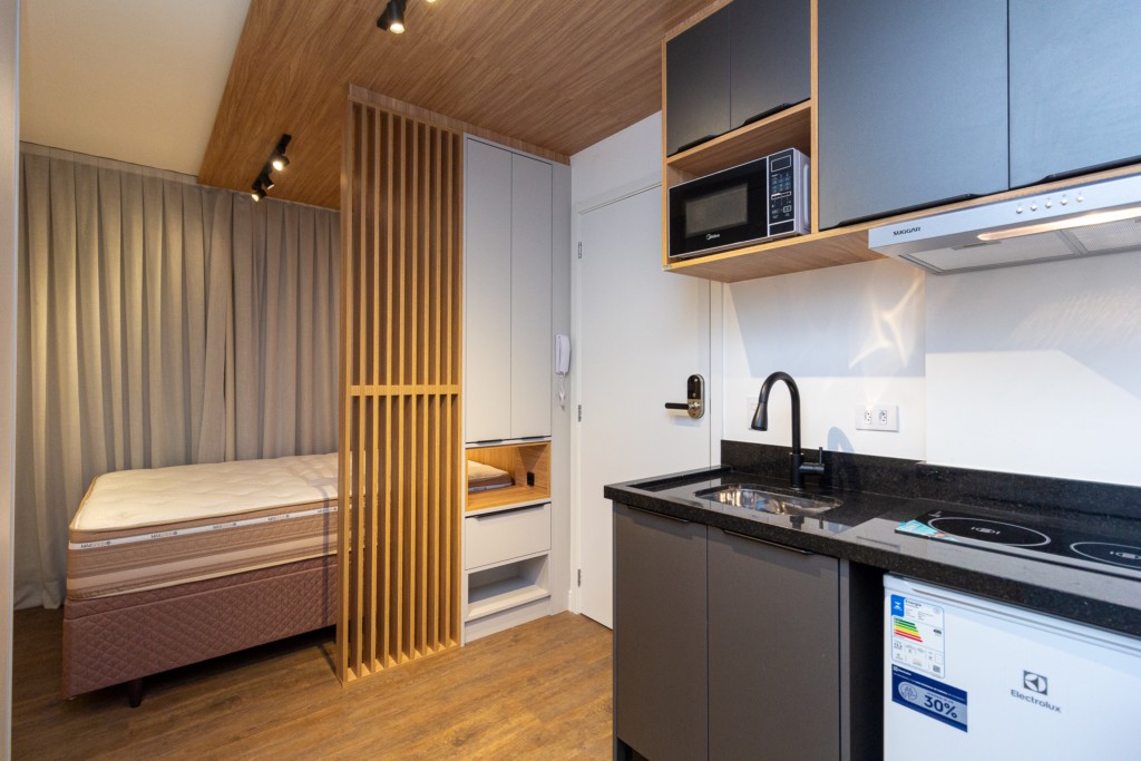 Apartamento para locacao no Alto da Gloria em Curitiba com 51m² por R$ 2.585,00