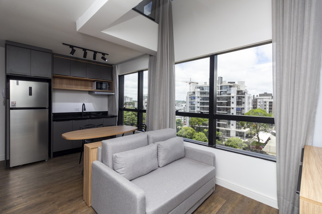 Apartamento para locacao no Alto da Gloria em Curitiba com 84,44m² por R$ 4.290,00