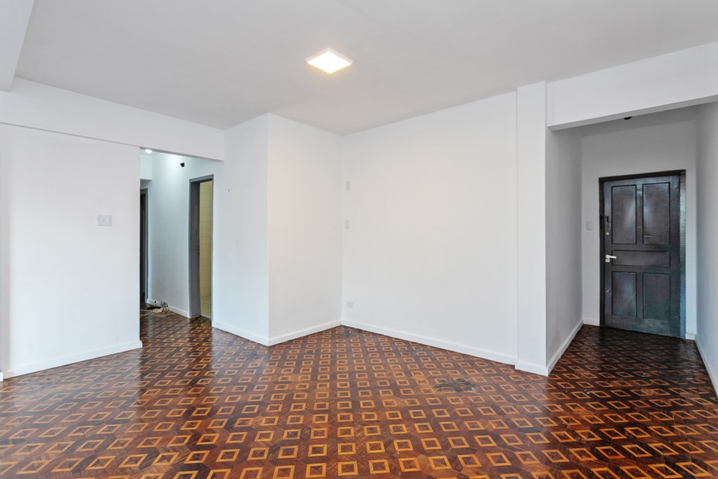 Apartamento para locacao no Centro em Curitiba com 150,85m² por R$ 2.640,00