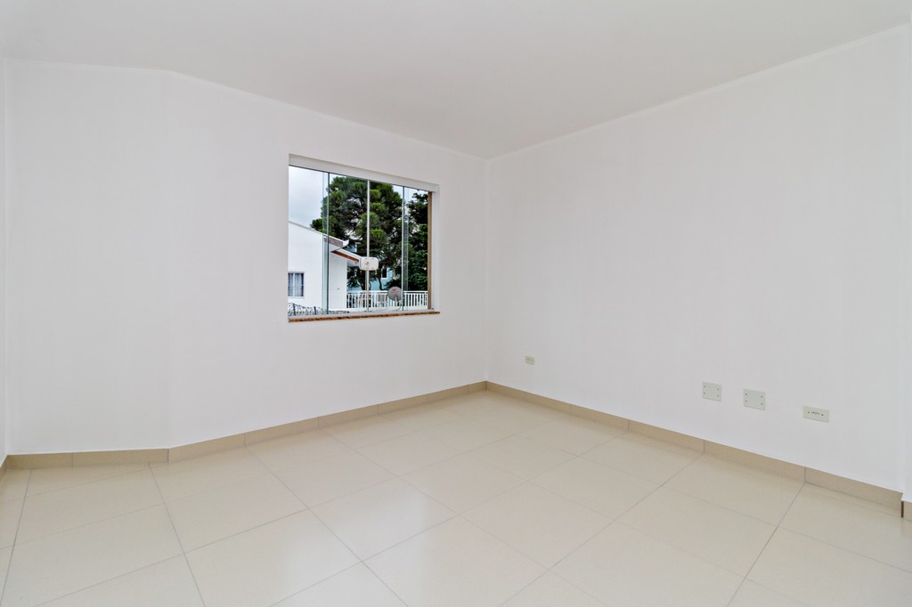 Predio Residencial para venda no Pilarzinho em Curitiba com 335,72m² por R$ 1.250.000,00