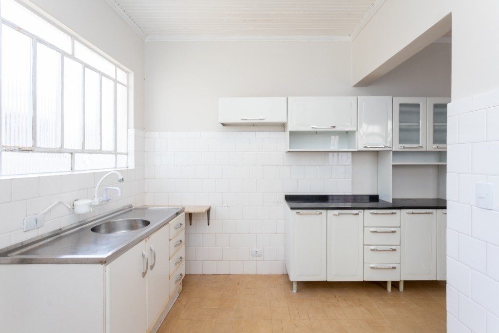 Casa Residencial para locacao no Tingui em Curitiba com 105m² por R$ 3.245,00