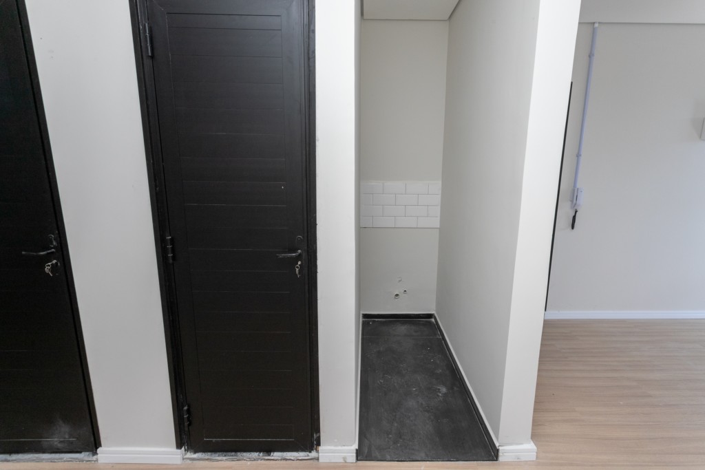 Cjto Comercial_sala para locacao no Reboucas em Curitiba com 22,2m² por R$ 2.200,00