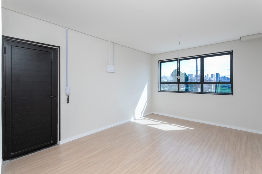 Cjto Comercial_sala para locacao no Reboucas em Curitiba com 22,2m² por R$ 2.200,00