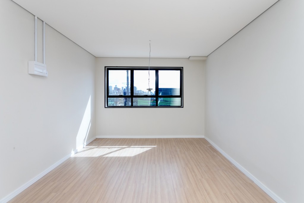 Cjto Comercial_sala para locacao no Reboucas em Curitiba com 22,2m² por R$ 2.200,00