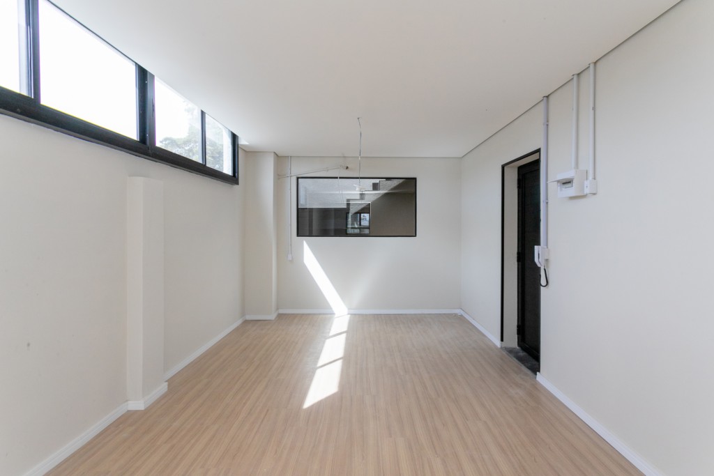 Cjto Comercial_sala para locacao no Reboucas em Curitiba com 26,5m² por R$ 1.540,00