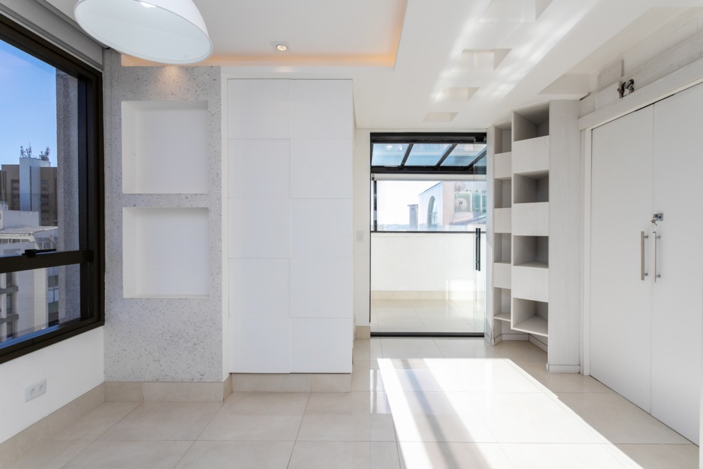 Cjto Comercial_sala para locacao no Cabral em Curitiba com 87,99m² por R$ 5.390,00