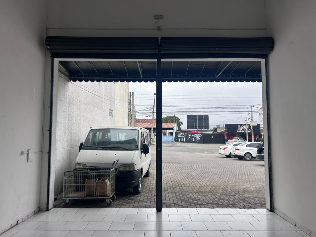 Loja para locacao no Atuba em Colombo com 121m² por R$ 4.950,00