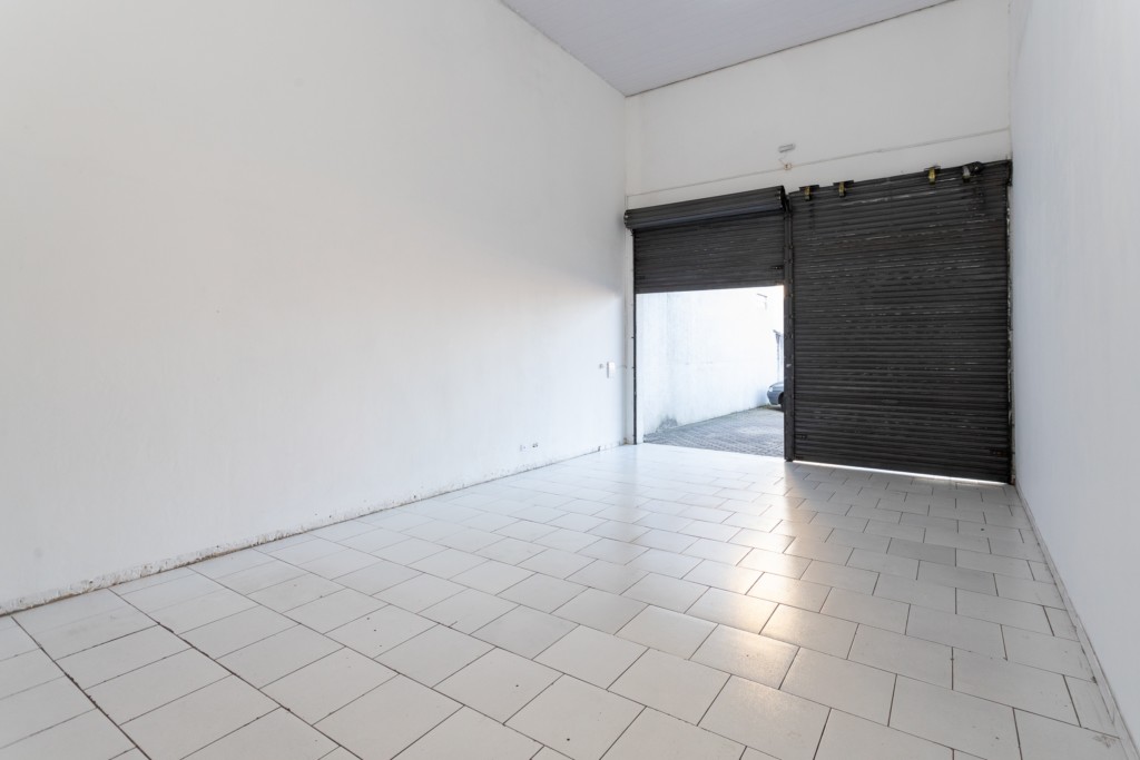 Loja para locacao no Atuba em Colombo com 121m² por R$ 4.950,00