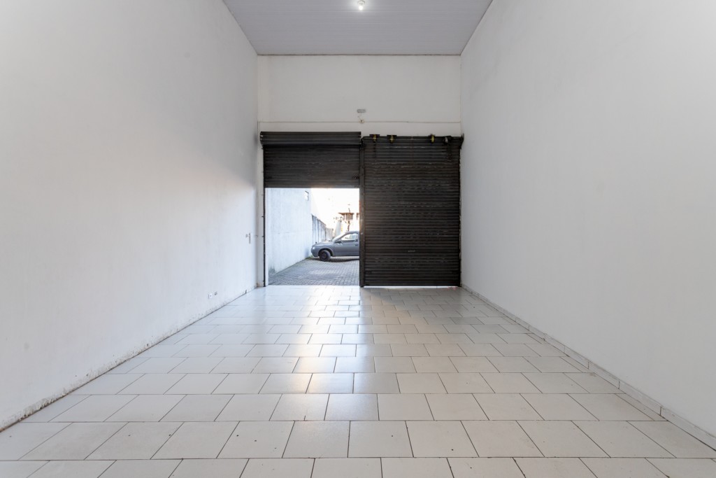 Loja para locacao no Atuba em Colombo com 121m² por R$ 4.950,00