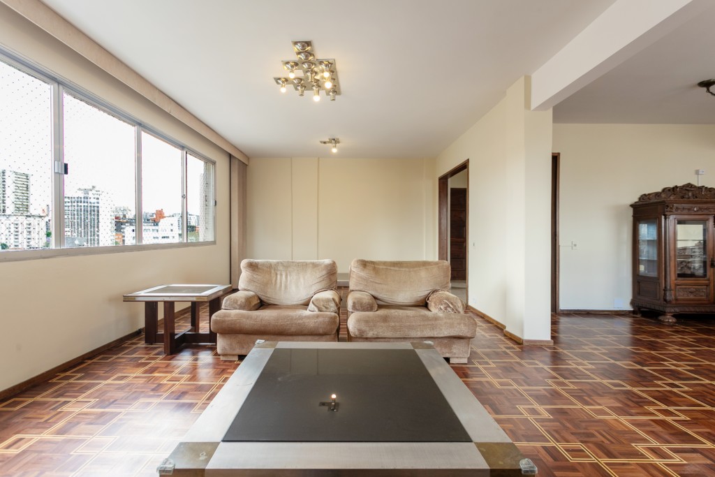 Apartamento para locacao no Batel em Curitiba com 282,99m² por R$ 5.390,00