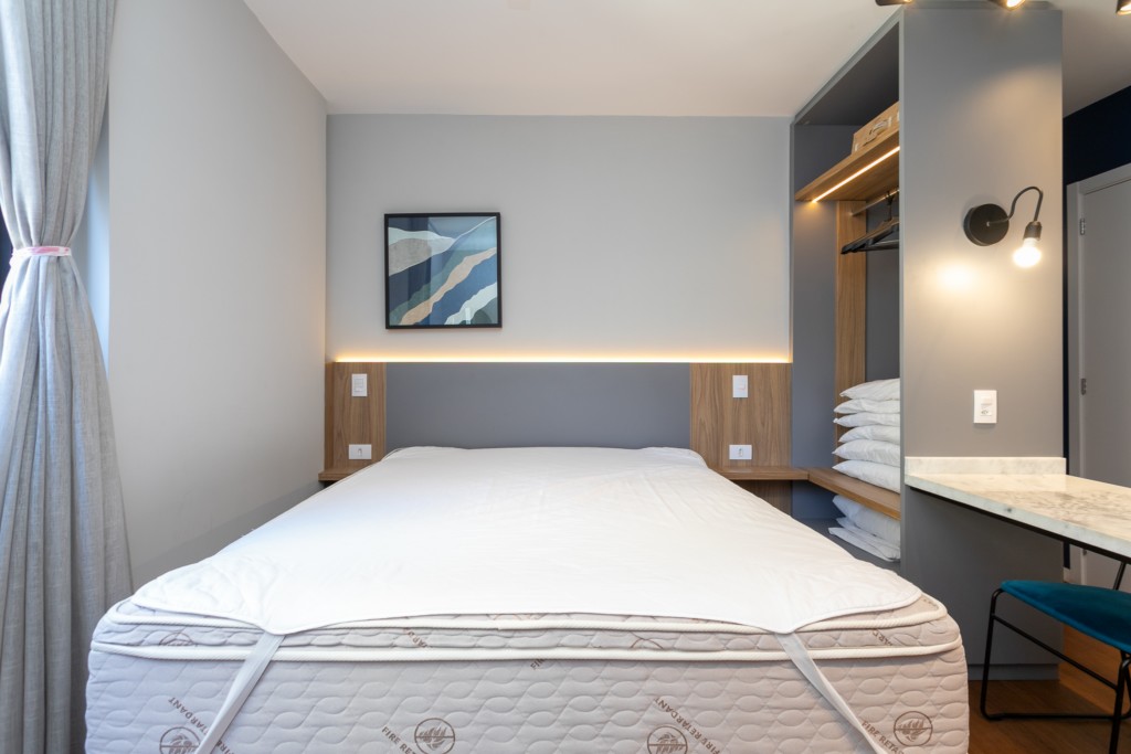 Apartamento para locacao no Centro em Curitiba com 39m² por R$ 2.090,00