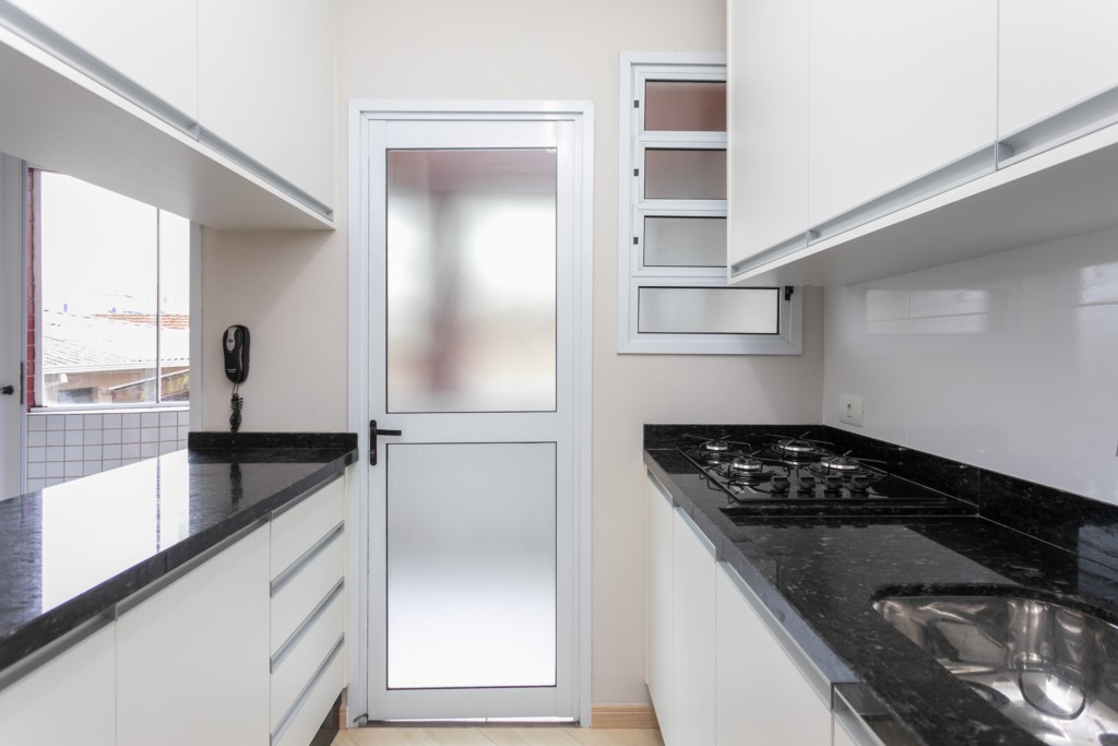 Apartamento para locacao no Batel em Curitiba com 99,94m² por R$ 3.245,00