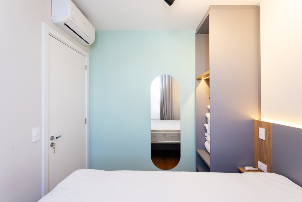 Apartamento para locacao no Centro em Curitiba com 36,18m² por R$ 2.365,00