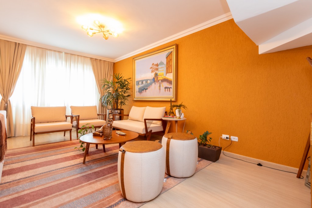 Casa Residencial para venda no Capao da Imbuia em Curitiba com 244m² por R$ 1.300.000,00