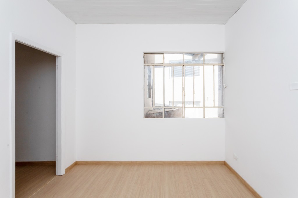 Cjto Comercial_sala para locacao no Centro em Curitiba com 50m² por R$ 2.200,00