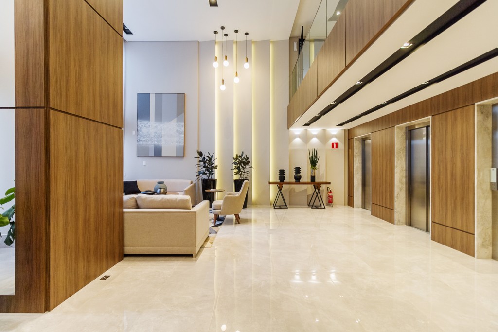 Apartamento para locacao no Centro em Curitiba com 31,36m² por R$ 2.200,00