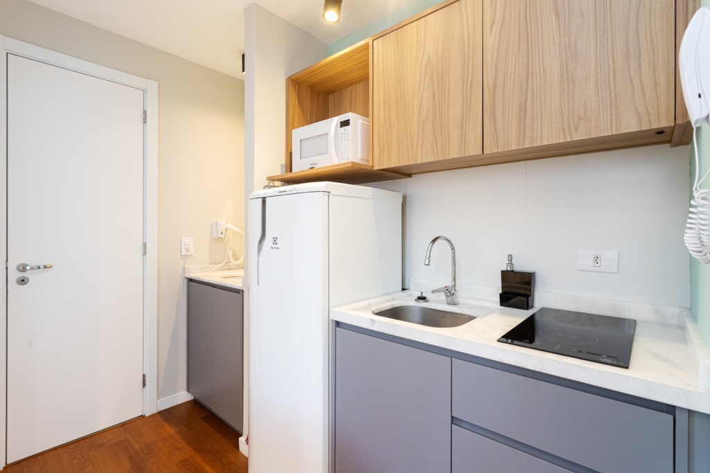 Apartamento para locacao no Centro em Curitiba com 36,18m² por R$ 2.420,00