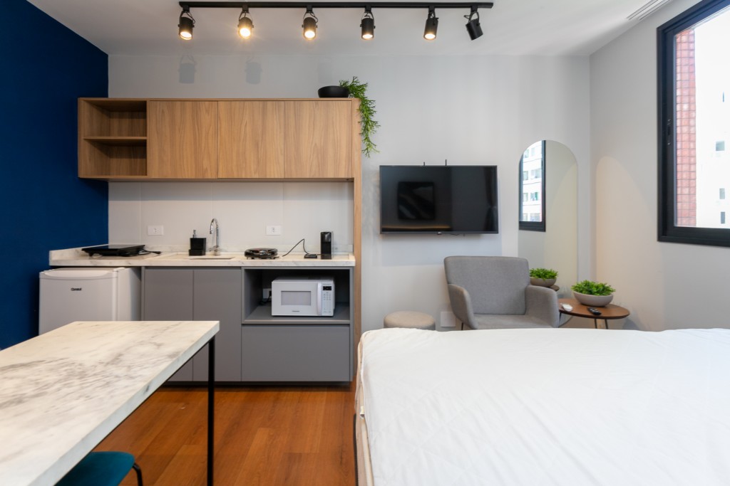 Apartamento para locacao no Centro em Curitiba com 31,36m² por R$ 2.310,00
