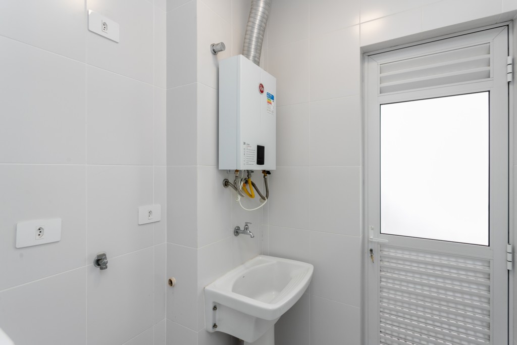 Apartamento para locacao no Merces em Curitiba com 118,6m² por R$ 4.950,00