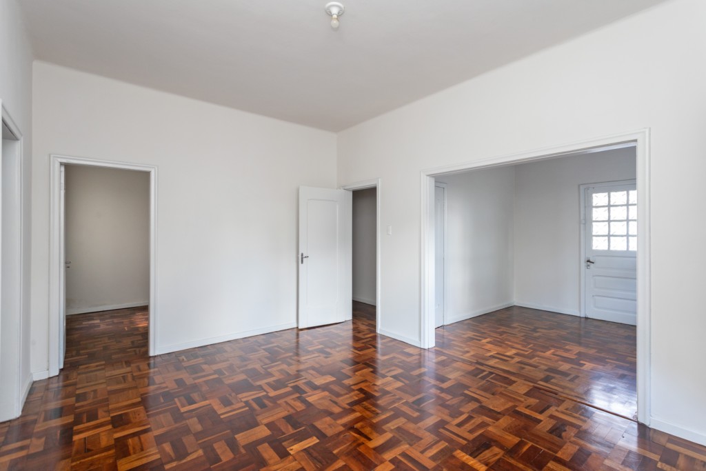 Apartamento para locacao no Bigorrilho em Curitiba com 135m² por R$ 2.970,00