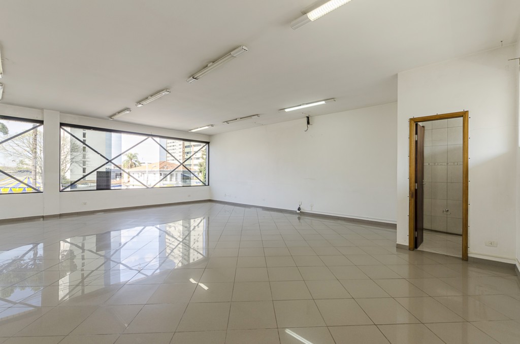 Cjto Comercial_sala para locacao no Centro em Curitiba com 108,72m² por R$ 2.750,00