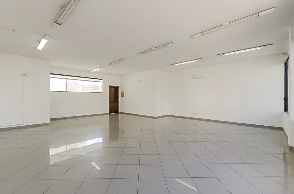 Cjto Comercial_sala para locacao no Centro em Curitiba com 108,72m² por R$ 1.430,00