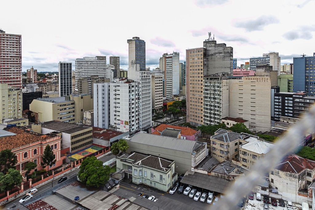 Apartamento para venda no Centro em Curitiba com 96,4m² por R$ 360.000,00