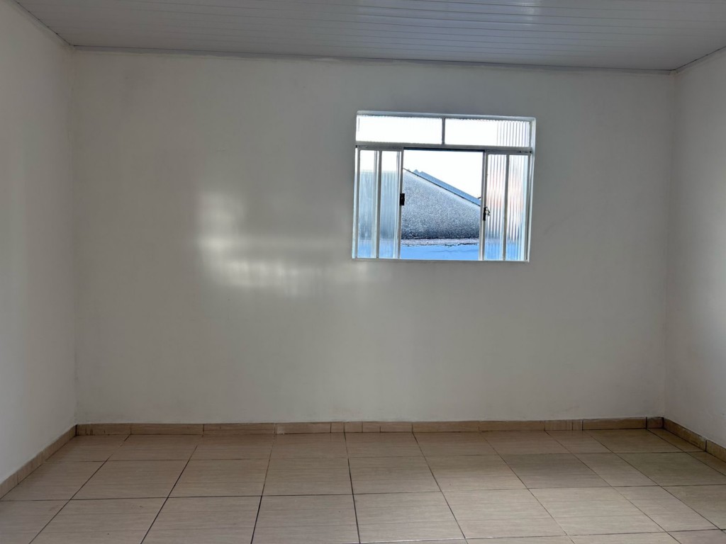 Casa Residencial para locacao no Alto Boqueirao em Curitiba com 120m² por R$ 2.200,00
