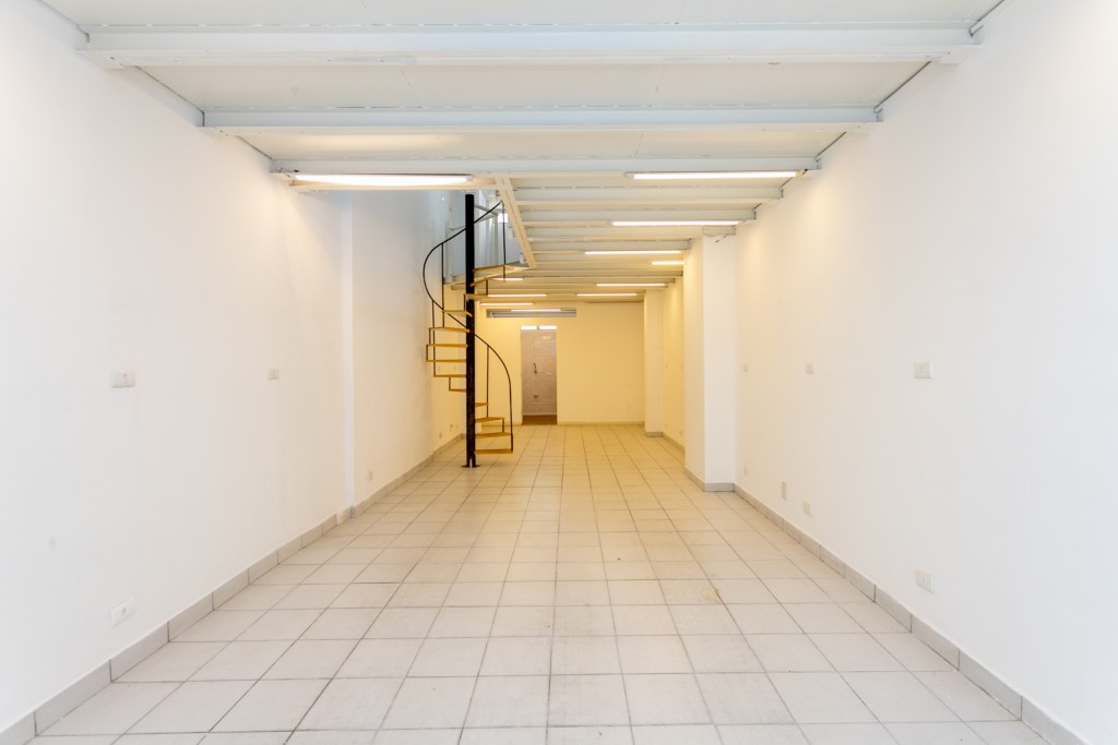 Loja para locacao no Centro em Curitiba com 80m² por R$ 3.850,00