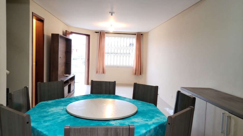 Sobrado para locacao no Santa Candida em Curitiba com 135,65m² por R$ 3.300,00