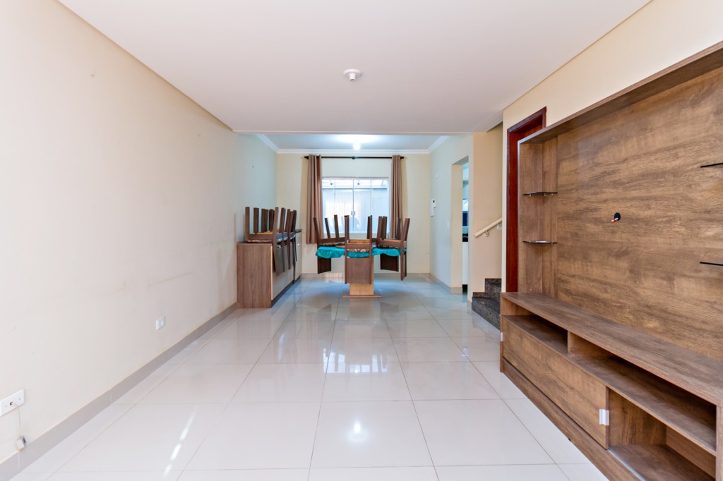 Casa Residencial para locacao no Santa Candida em Curitiba com 135,65m² por R$ 3.300,00