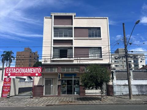 Apartamento para locacao no Centro em Curitiba com 147m² por R$ 3.190,00