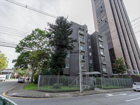 Apartamento para locacao no Centro Civico em Curitiba com 193,82m² por R$ 3.740,00