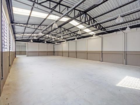 Barracão_galpão para locacao no Hauer em Curitiba com 550m² por R$ 17.050,00