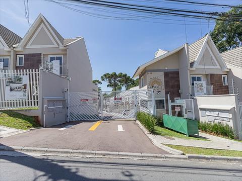 Casa Residencial para locacao no Santa Candida em Curitiba com 52,89m² por R$ 2.860,00