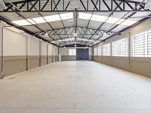 Barracão_galpão para locacao no Boqueirao em Curitiba com 550m² por R$ 17.050,00